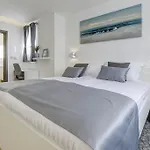 Apartman Viras Luxury *