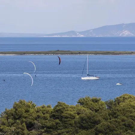 Viras Luxury Apartment Premantura