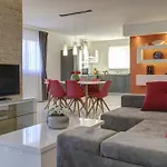 Viras Luxury 普莱曼图拉
