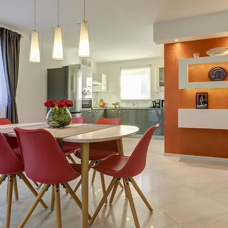 Viras Luxury Premantura